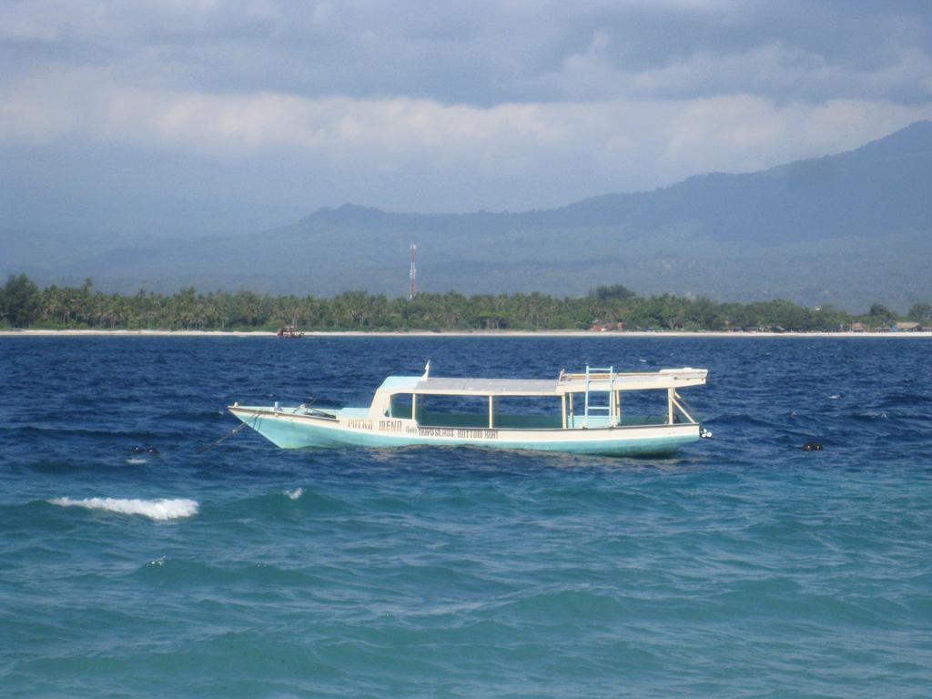 II Bungalow Gili Meno Bagian luar foto